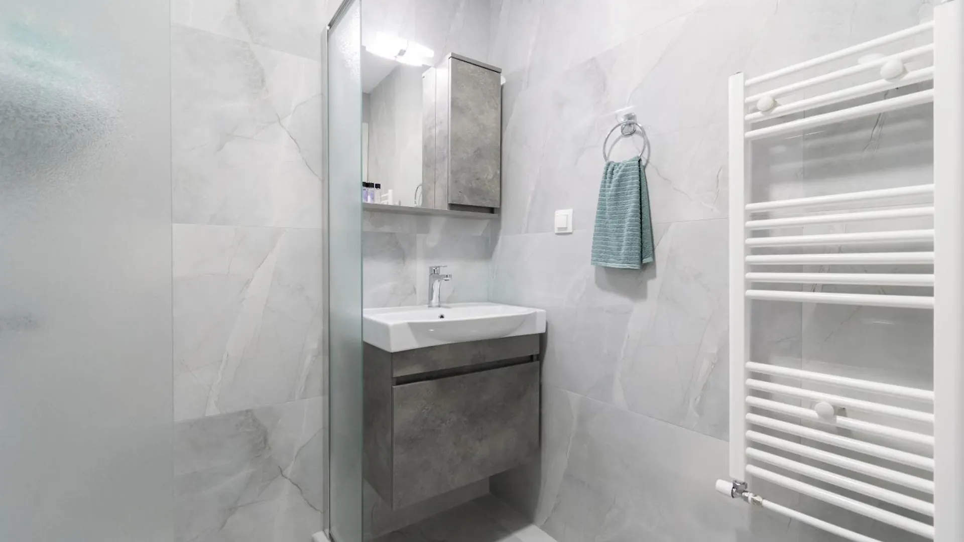 Apartment Avli Home Neos Marmaras