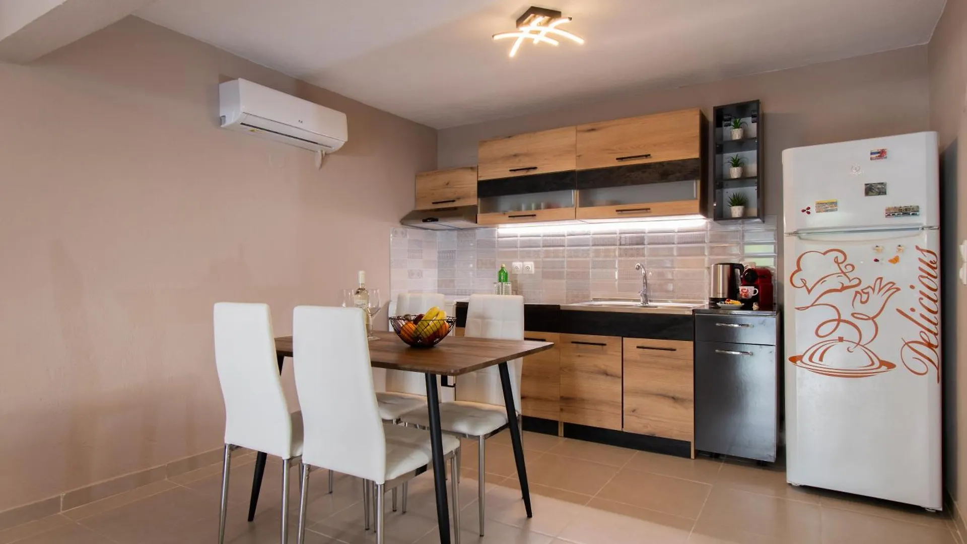 Avli Home Neos Marmaras 0*,