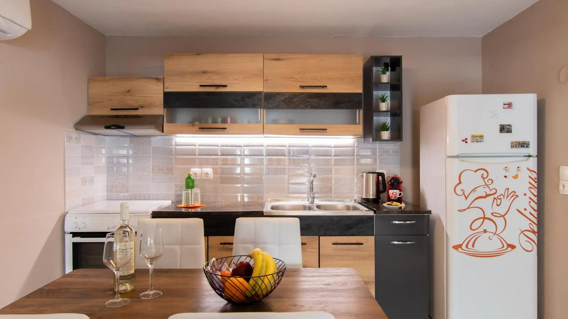 Avli Home Neos Marmaras