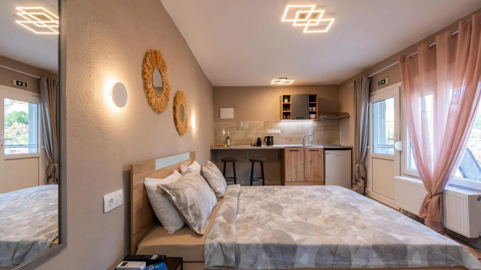 Apartment Avli Home Neos Marmaras